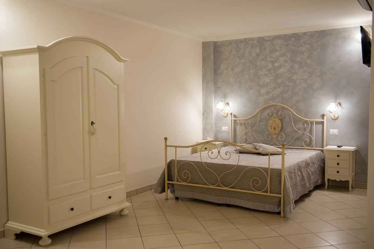 B&B Le Due Gioie Taviano  Exterior photo